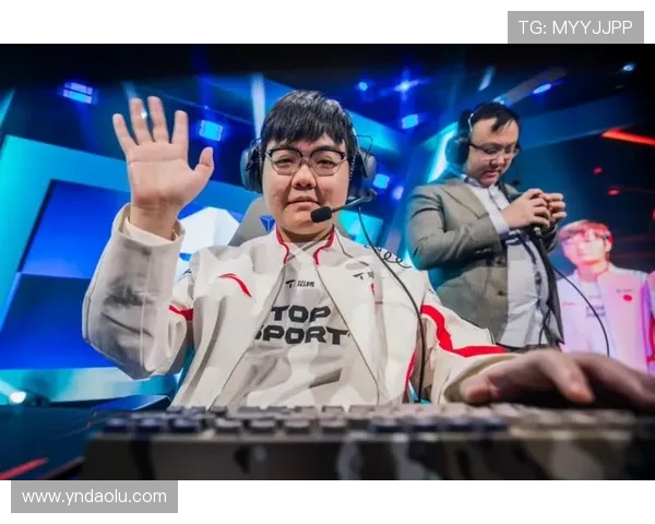 369上单个人风格分析与其在LPL赛场的影响力探讨 369上单个人风格分析与其在LPL赛场的影响力探讨