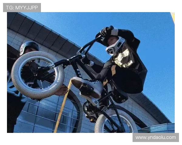 上海极限运动队引领最新灵活性TOP10榜单挑战极限运动新高度